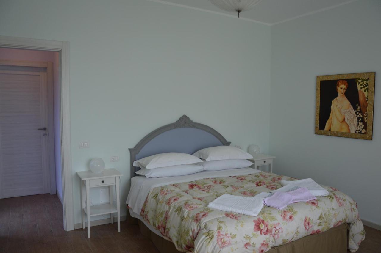 B&B Cherry En Rose Lezzeno Kültér fotó