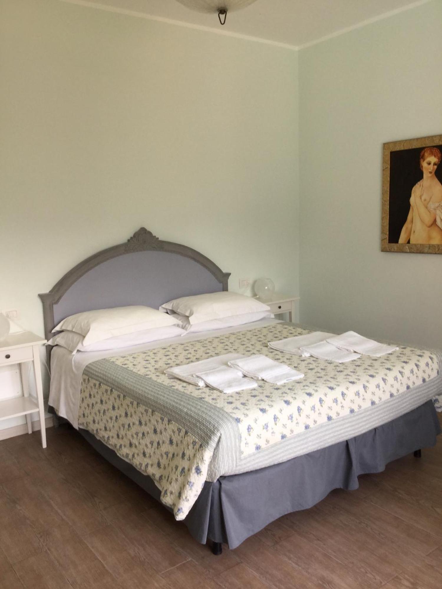 B&B Cherry En Rose Lezzeno Kültér fotó