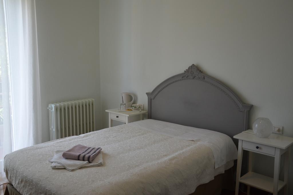 B&B Cherry En Rose Lezzeno Kültér fotó